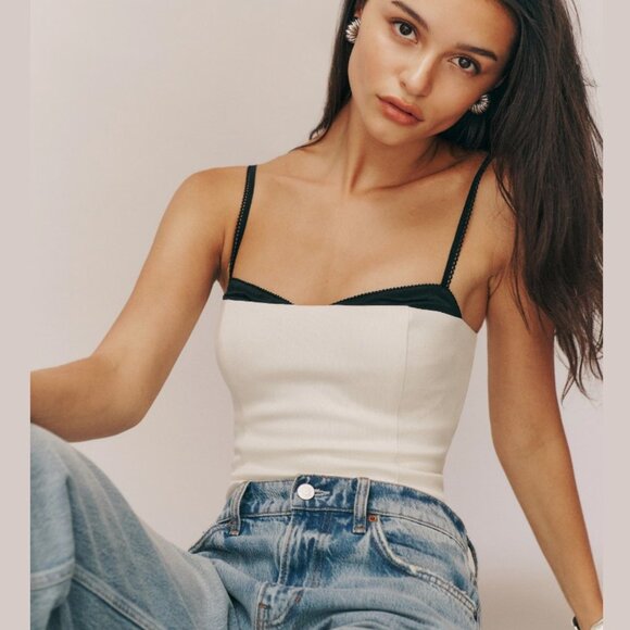 Reformation Tops - Reformation Melanie top l White | Christmas Sale | size 8